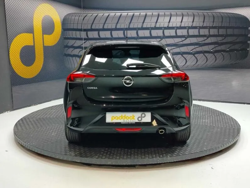 								Opel Corsa full									