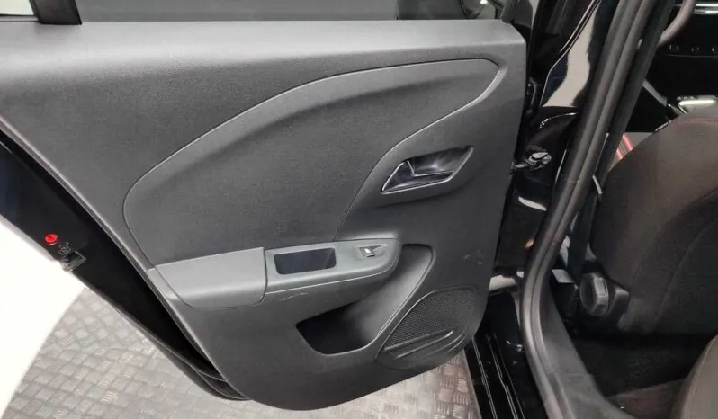 								Opel Corsa full									