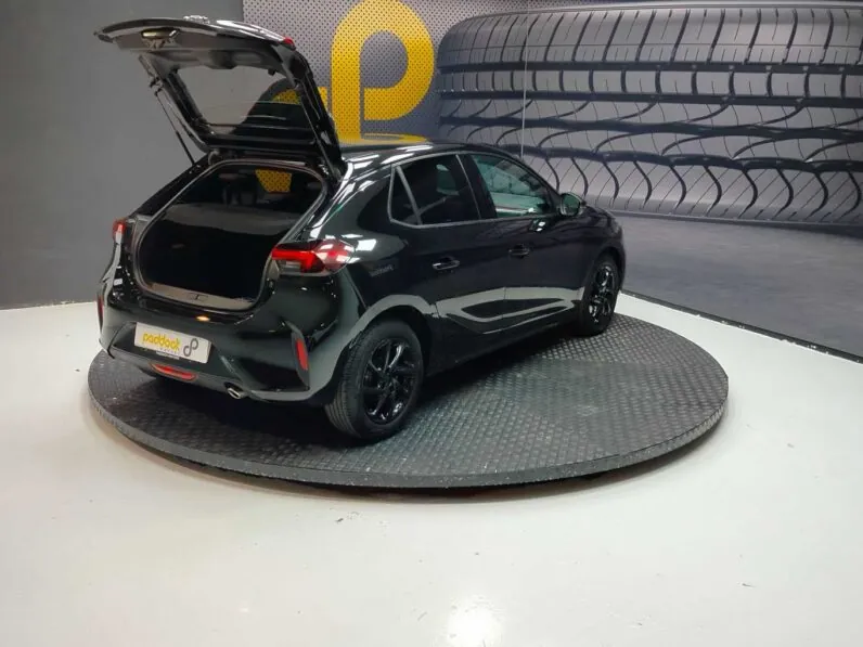								Opel Corsa full									