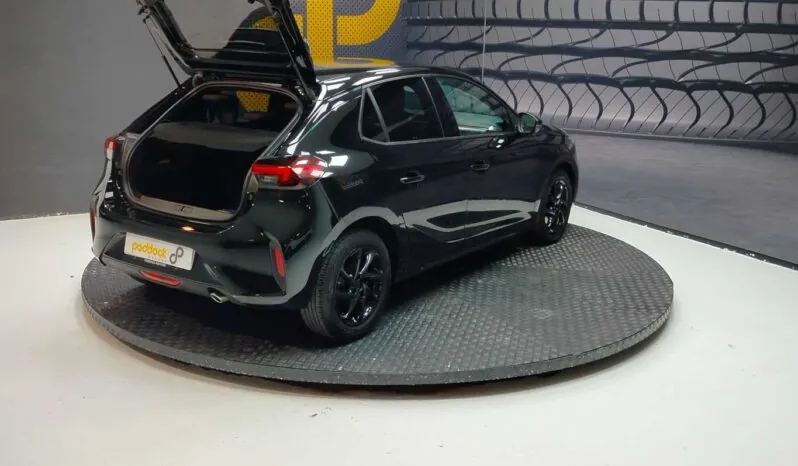 								Opel Corsa full									