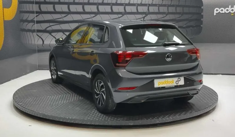 								Volkswagen Polo full									