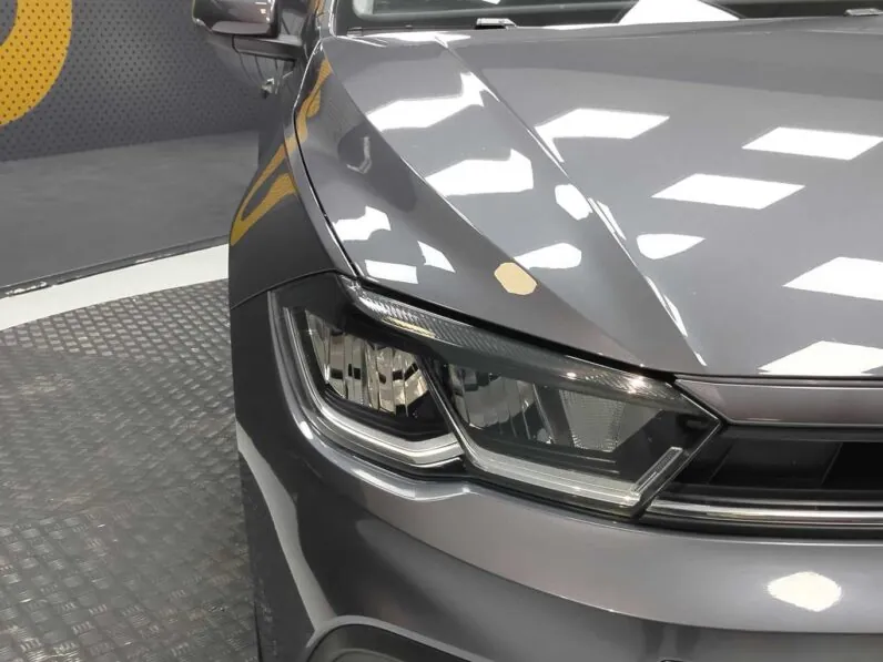								Volkswagen Polo full									