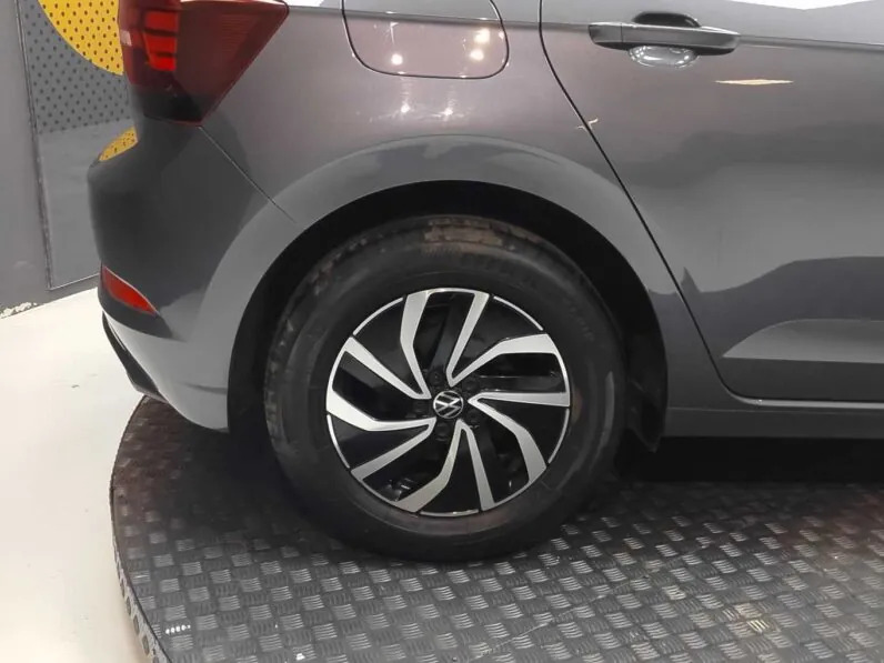 								Volkswagen Polo full									