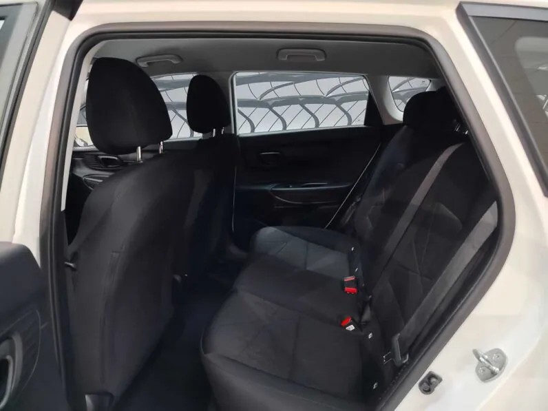 								Hyundai Bayon full									