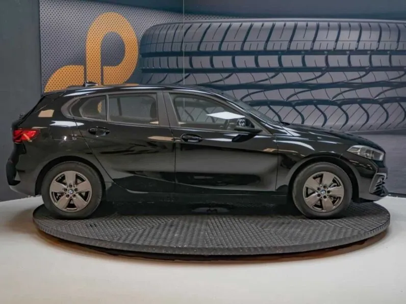 								BMW Serie 1 full									
