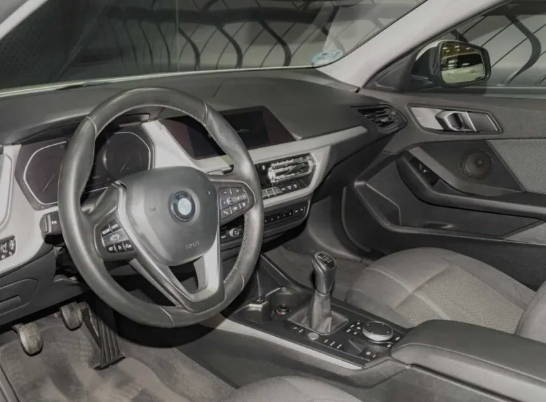 								BMW Serie 1 full									