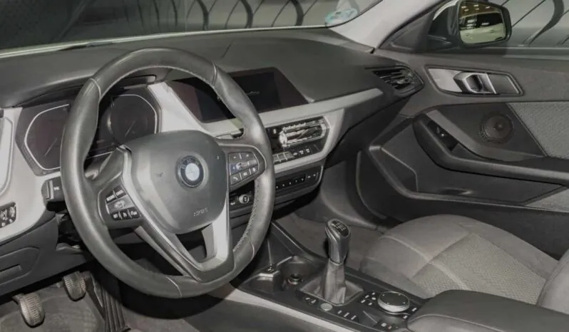 								BMW Serie 1 full									