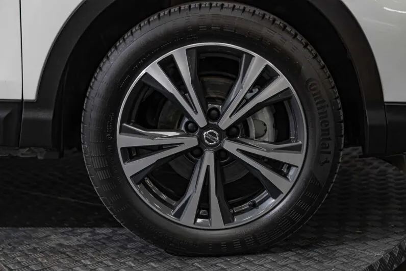 								Nissan Qashqai full									
