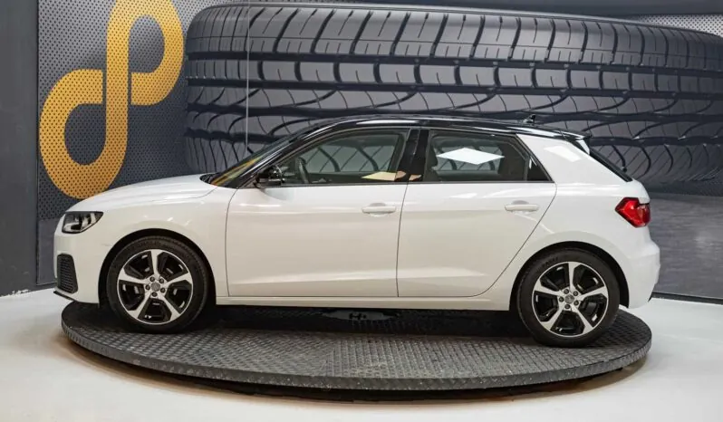								Audi A1 full									