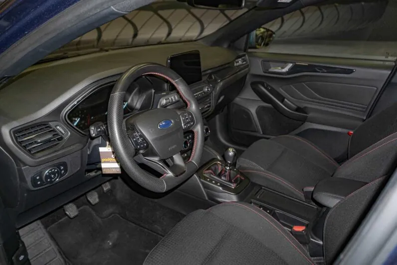 								Ford Focus full									