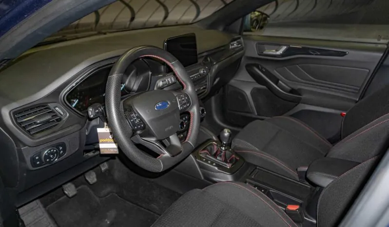 								Ford Focus full									