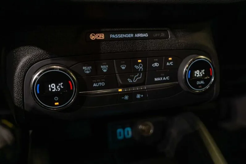 								Ford Focus full									