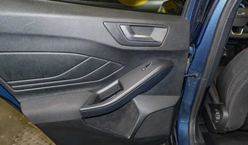 								Ford Focus full									