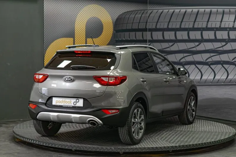 								Kia Stonic full									