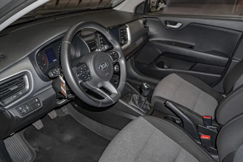 								Kia Stonic full									
