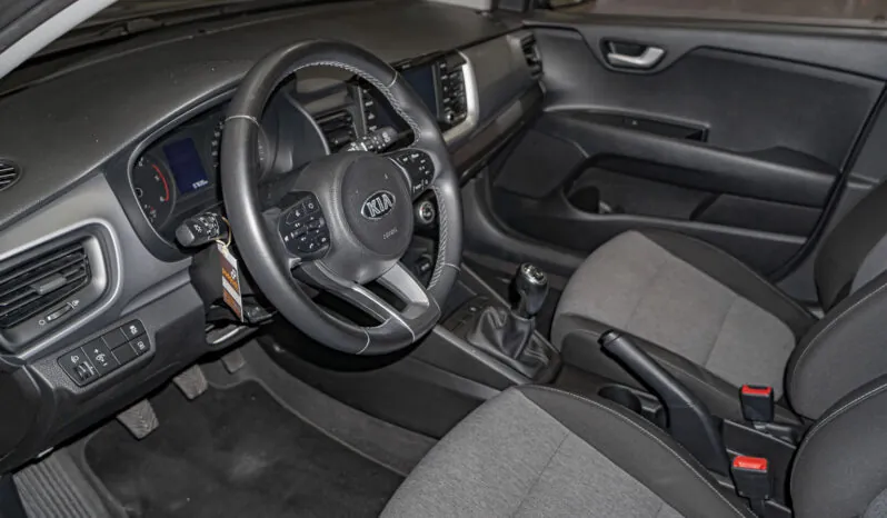 								Kia Stonic full									