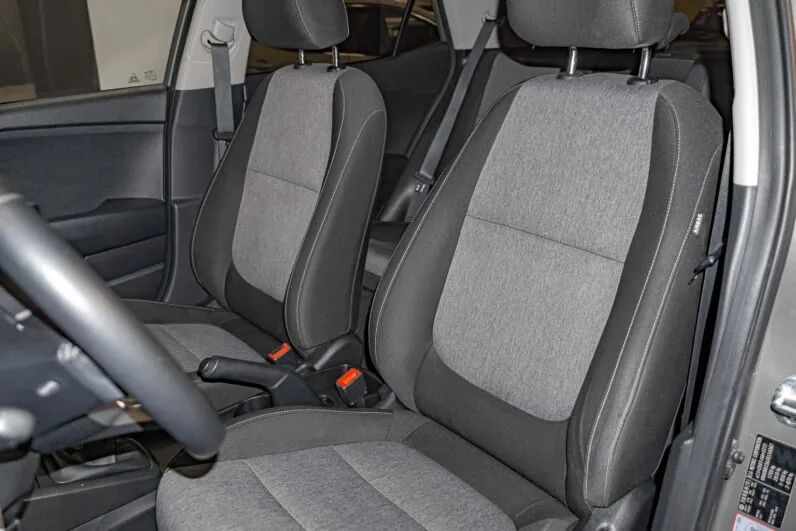 								Kia Stonic full									