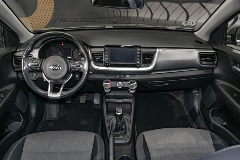 								Kia Stonic full									