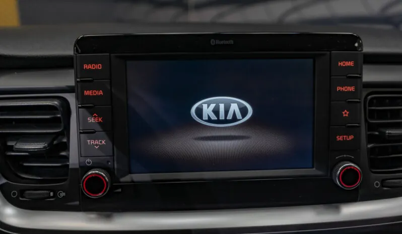 								Kia Stonic full									