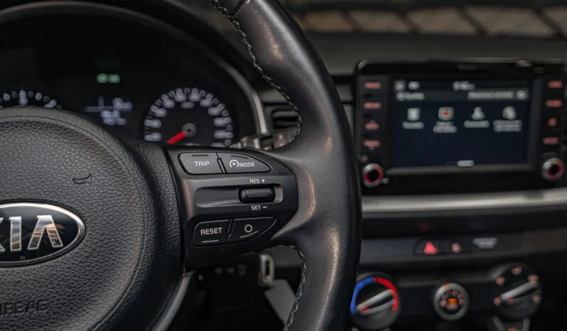 								Kia Stonic full									