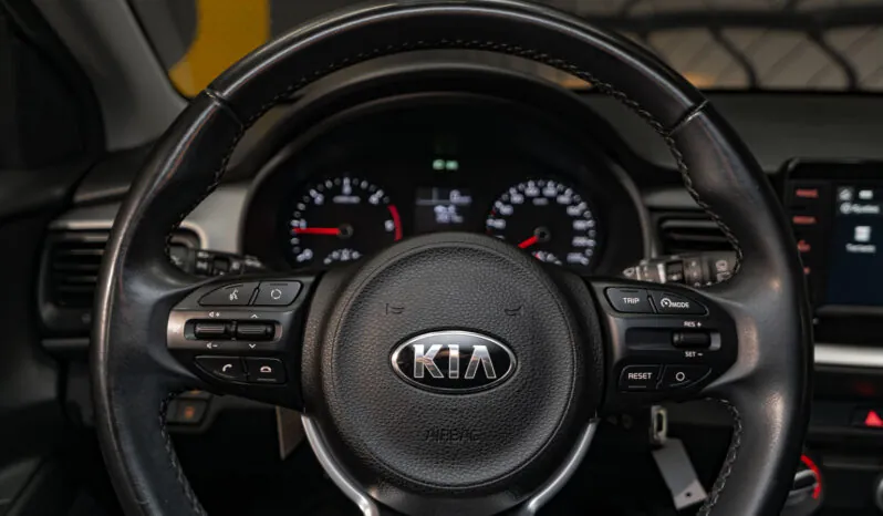 								Kia Stonic full									