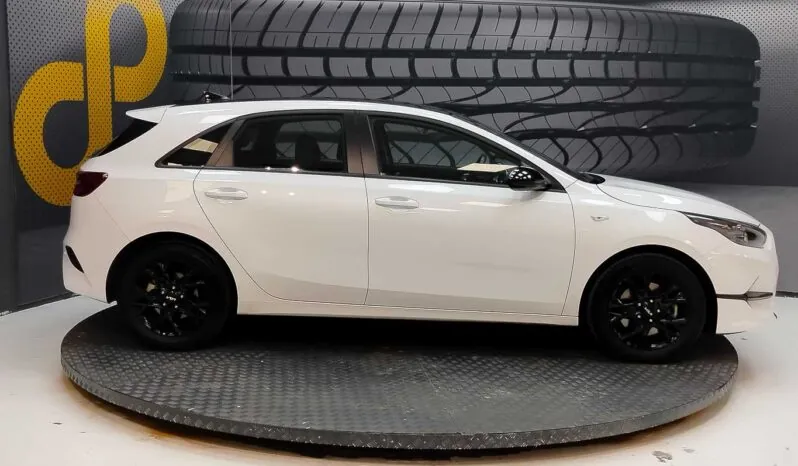 								Kia Ceed full									