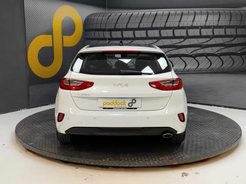 								Kia Ceed full									