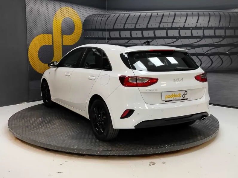 								Kia Ceed full									
