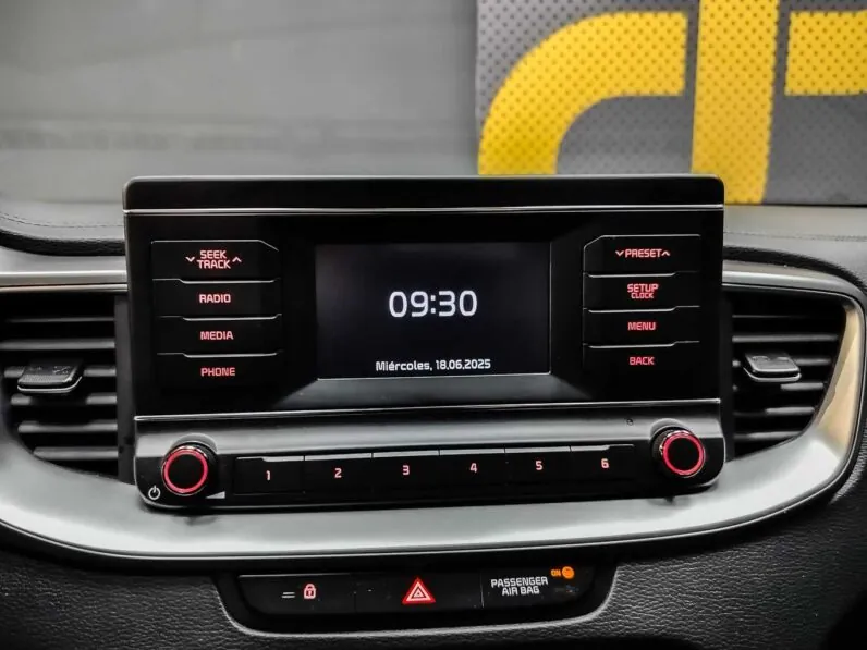 								Kia Ceed full									