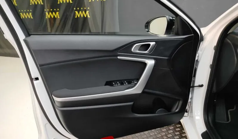 								Kia Ceed full									