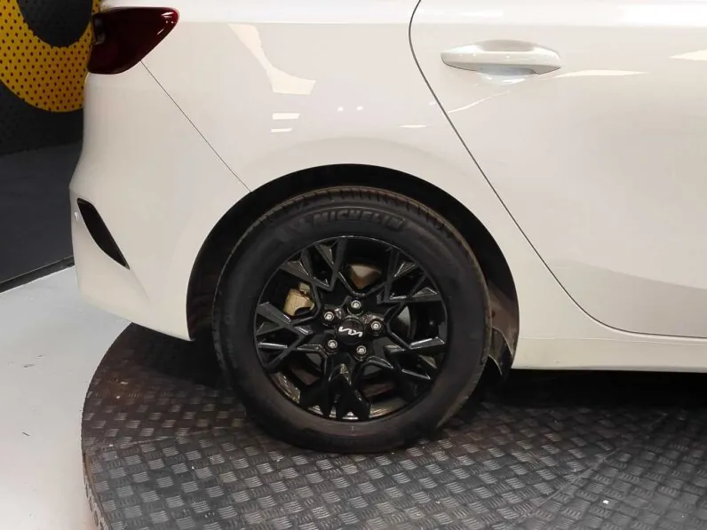 								Kia Ceed full									