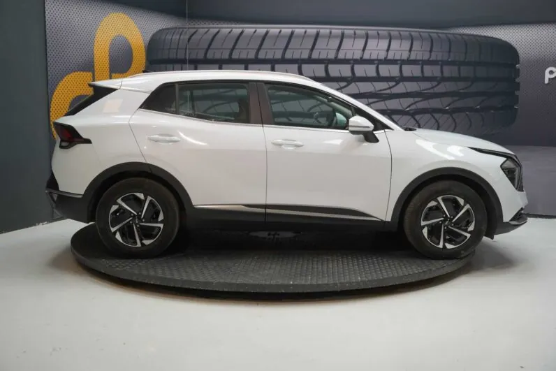 								Kia Sportage full									