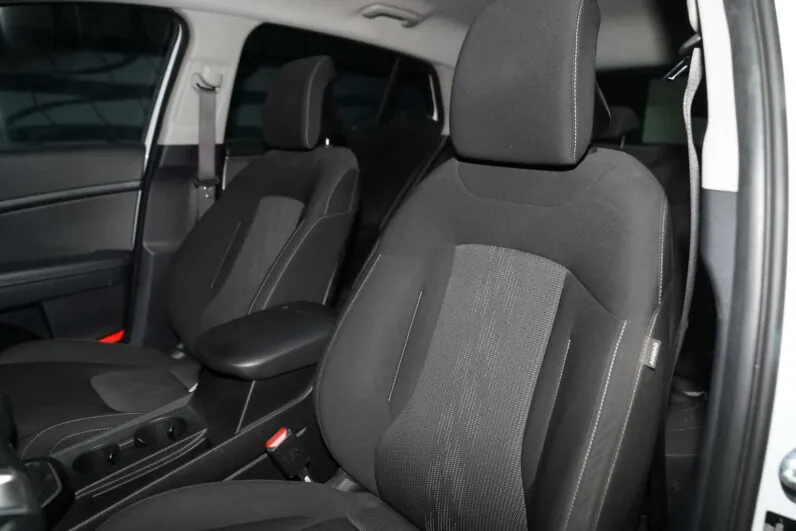 								Kia Sportage full									