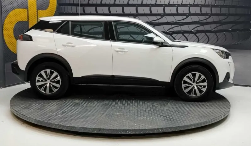 								Peugeot 2008 full									