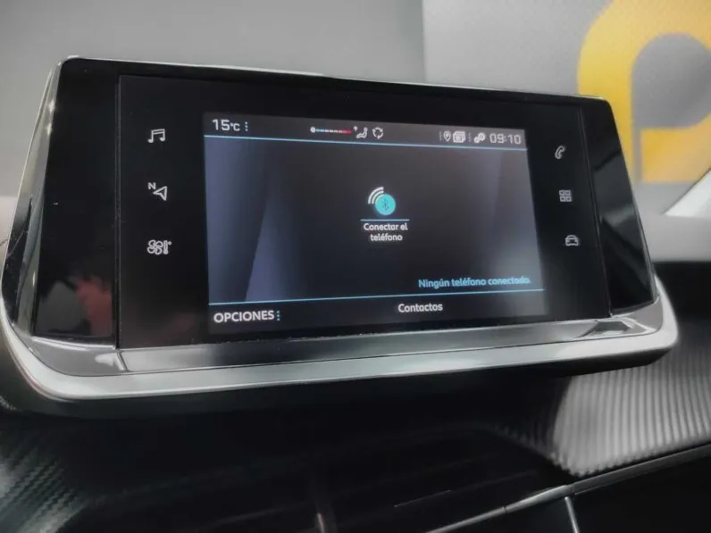 								Peugeot 2008 full									