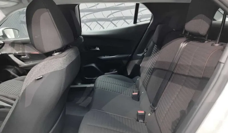 								Peugeot 2008 full									