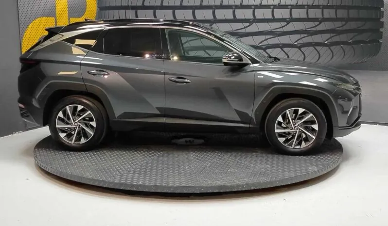 								Hyundai Tucson full									