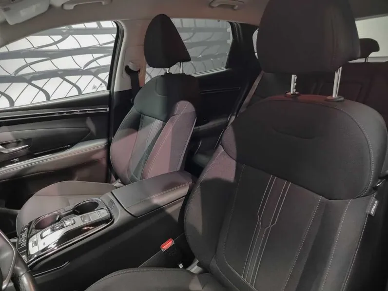 								Hyundai Tucson full									
