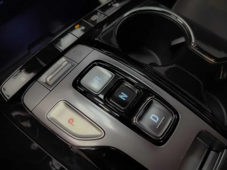 								Hyundai Tucson full									