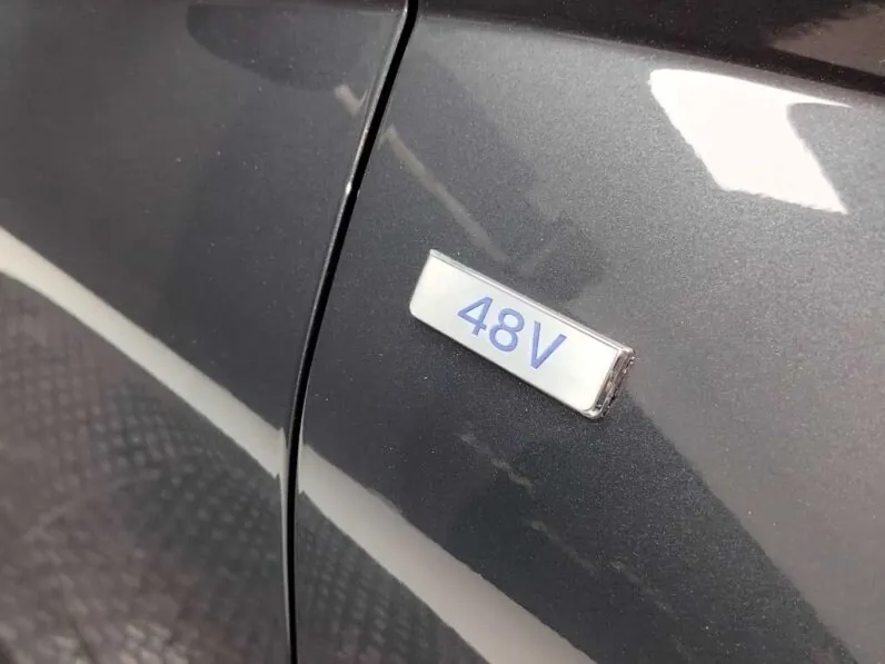 								Hyundai Tucson full									