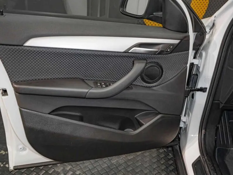								BMW X2 full									