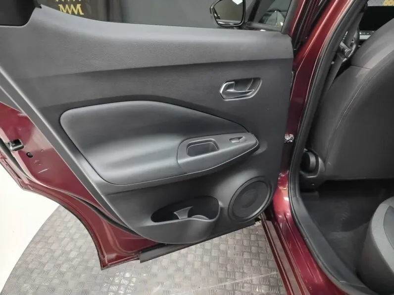 								Nissan Juke full									
