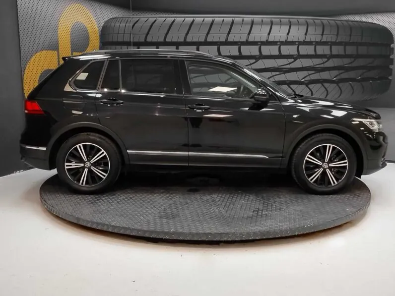 								Volkswagen Tiguan full									