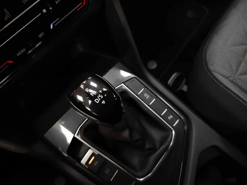 								Volkswagen Tiguan full									