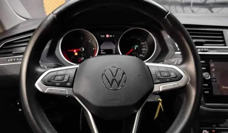								Volkswagen Tiguan full									