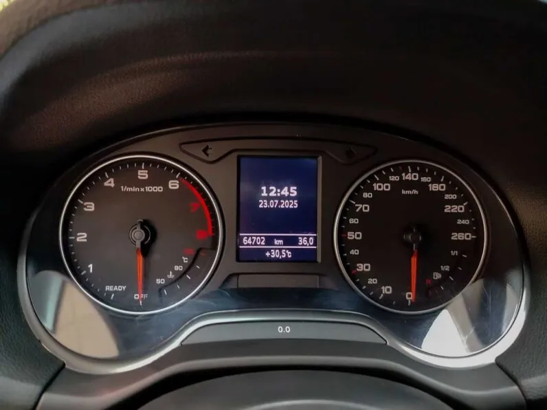 								Audi Q2 full									