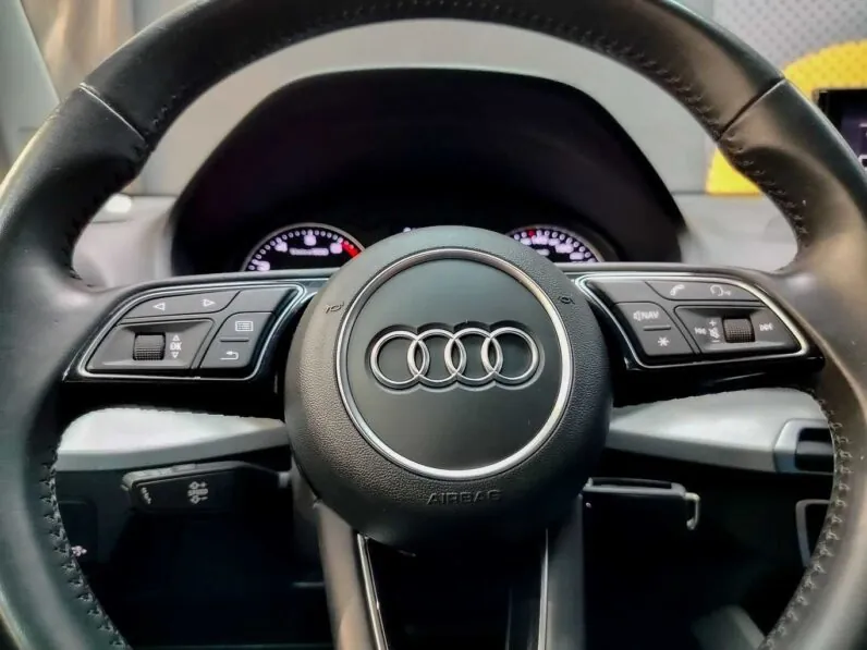 								Audi Q2 full									
