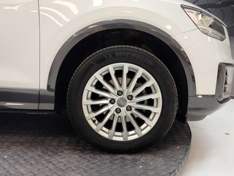 								Audi Q2 full									