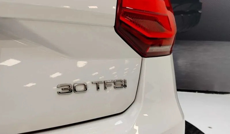 								Audi Q2 full									