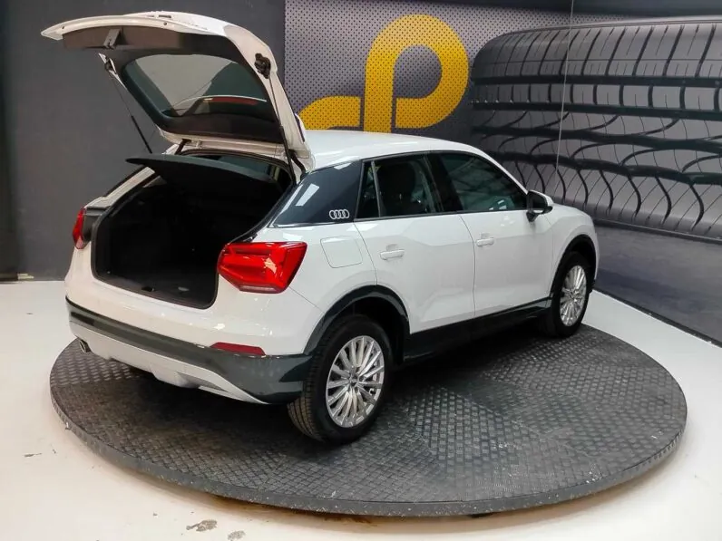 								Audi Q2 full									